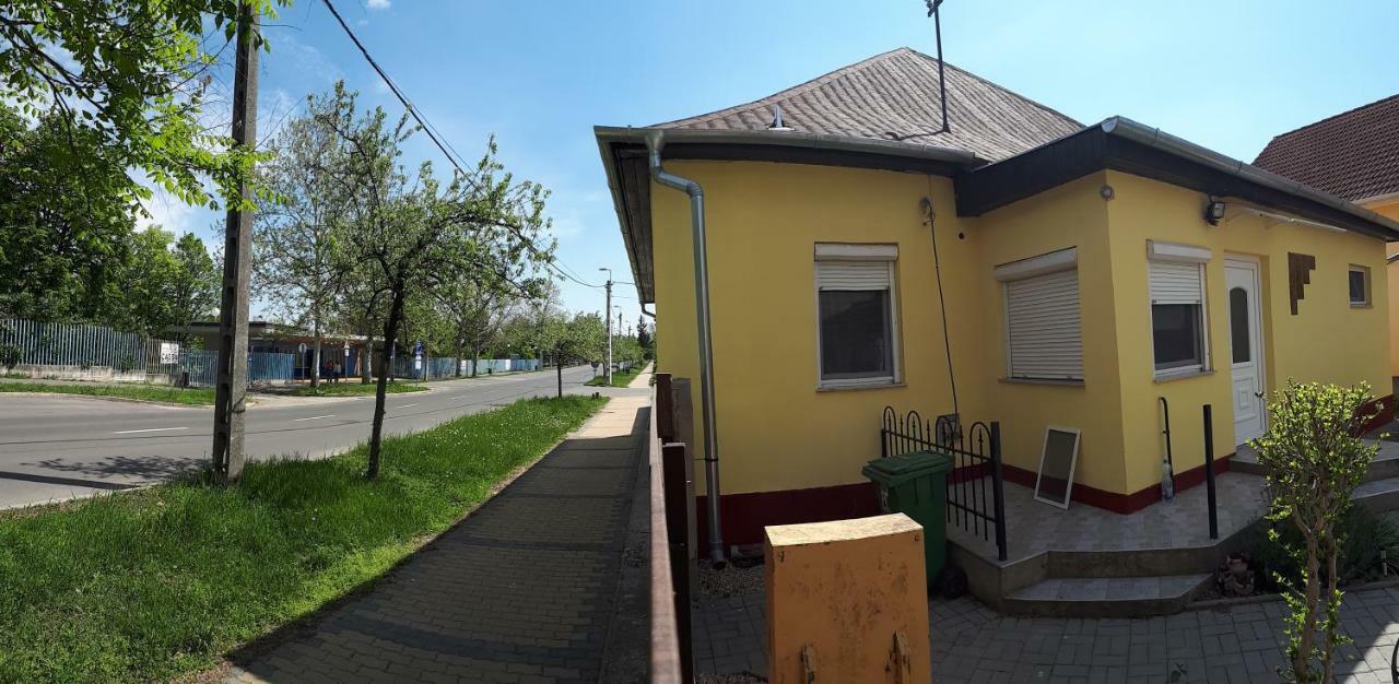 Apartamento Dyta2 Apartman Hajdúszoboszló Exterior foto